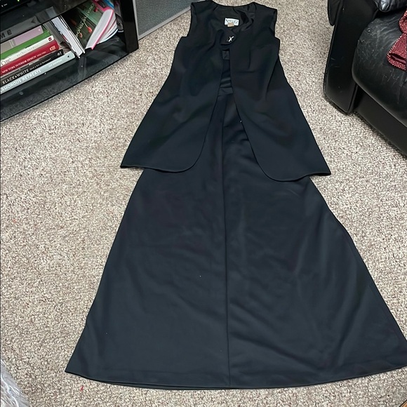 Vintage 70s 2 pc maxi full skirt with open sleeveless vest- Black - Picture 4 of 10